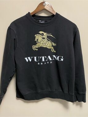 Wu-Tang Brand Black Graphic Crewneck Sweater Men’s Small